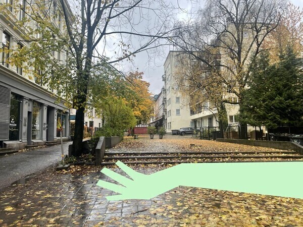 Bilde av Hegdehaugsveien sett mot parkveien på høsten
